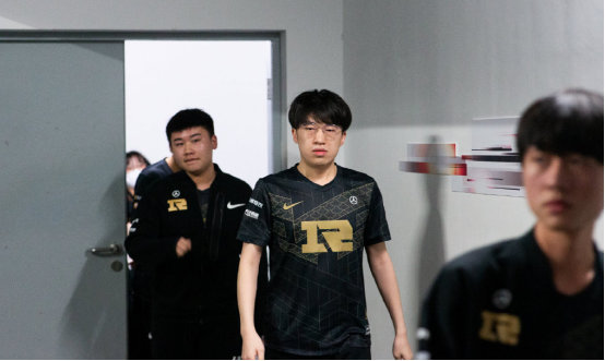 手们的试金 手们的试金