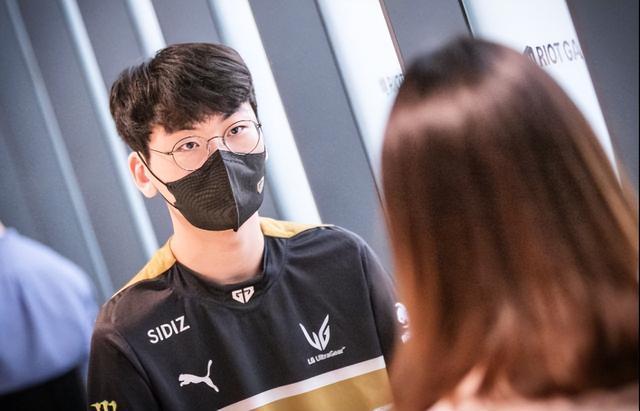 多笔重磅引 多笔重磅引