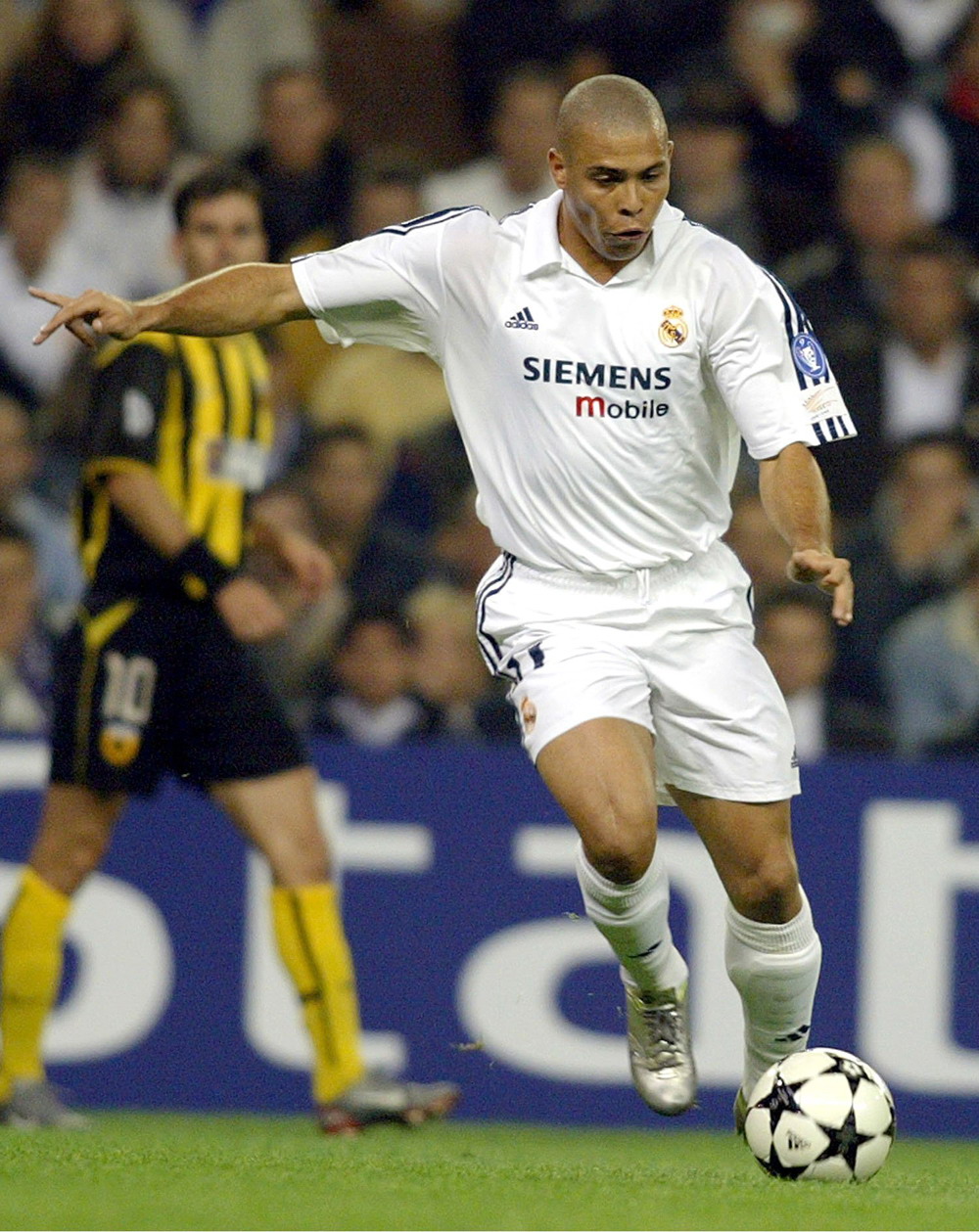 以某三连战 以某三连战