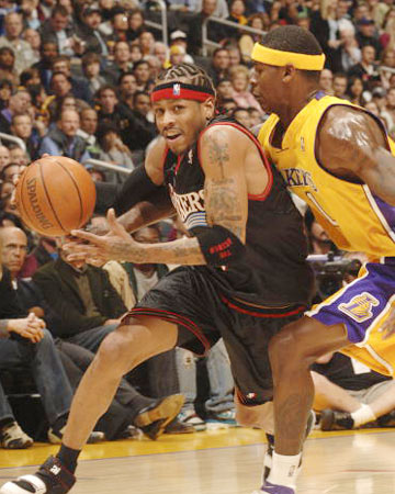 火箭连胜被 火箭连胜被